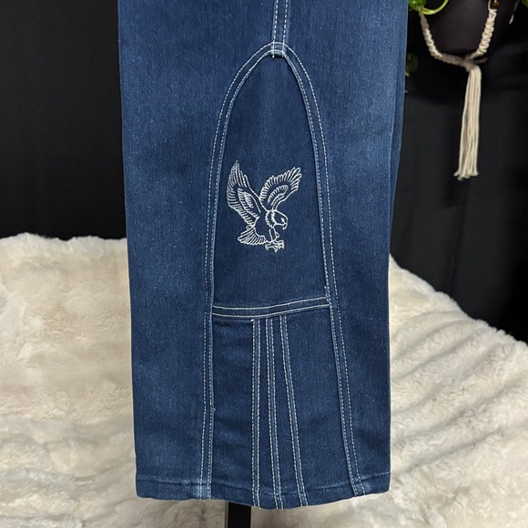 SHEPLERS Denim - Vintage Sheplers Blue Embroidered Women's Jeans🦅